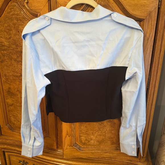 Commense Blue Notched Collar Crop Button Down - Picture 4 of 5